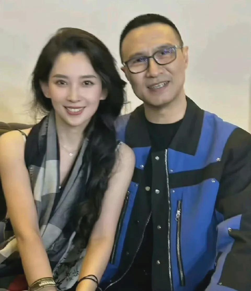 开云体育下载-汪峰森林北被曝分手,森林北立即断舍离,自嘲是汪峰5任中最差的